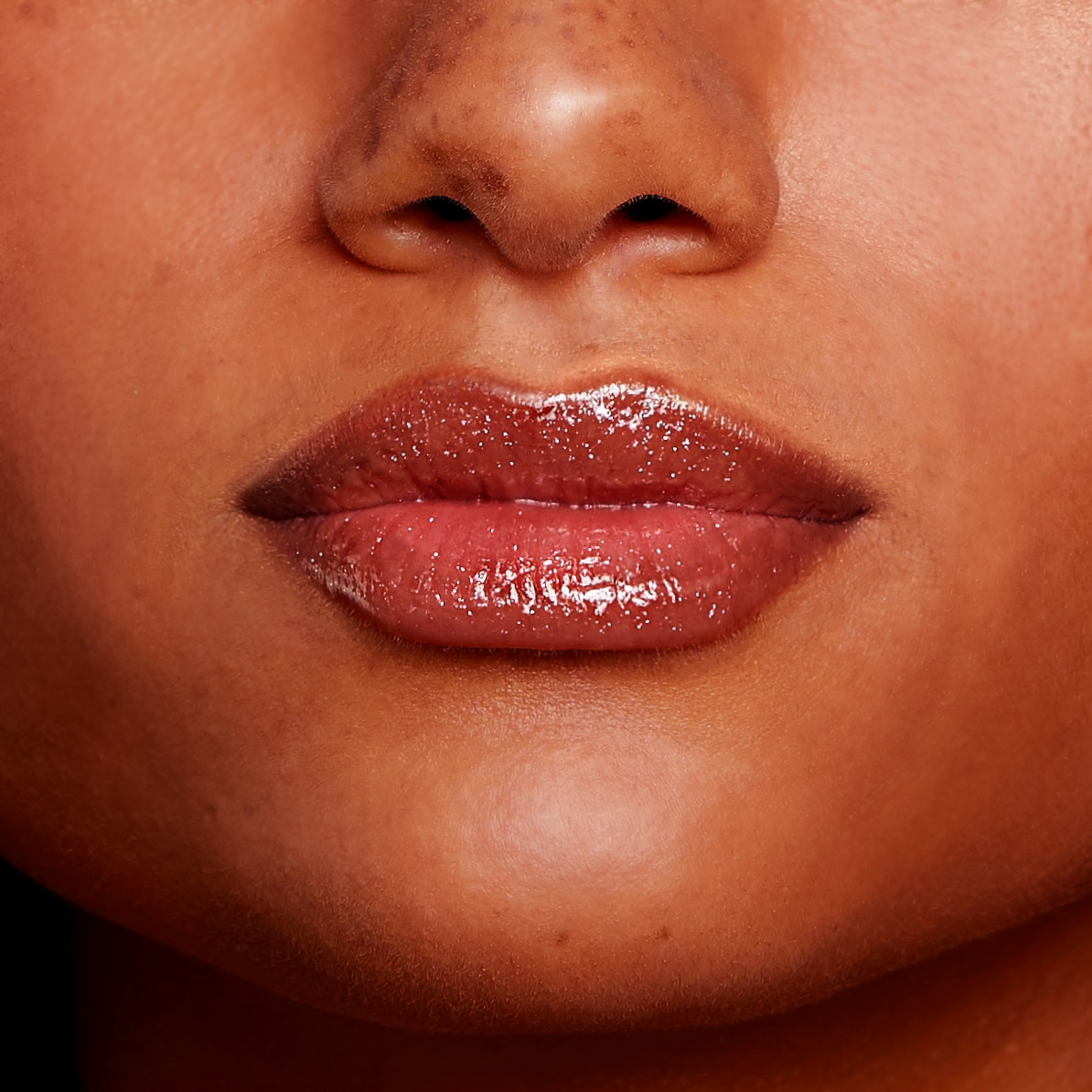 MAJOR GLOW LIP SHINE (BRILLO LABIAL)